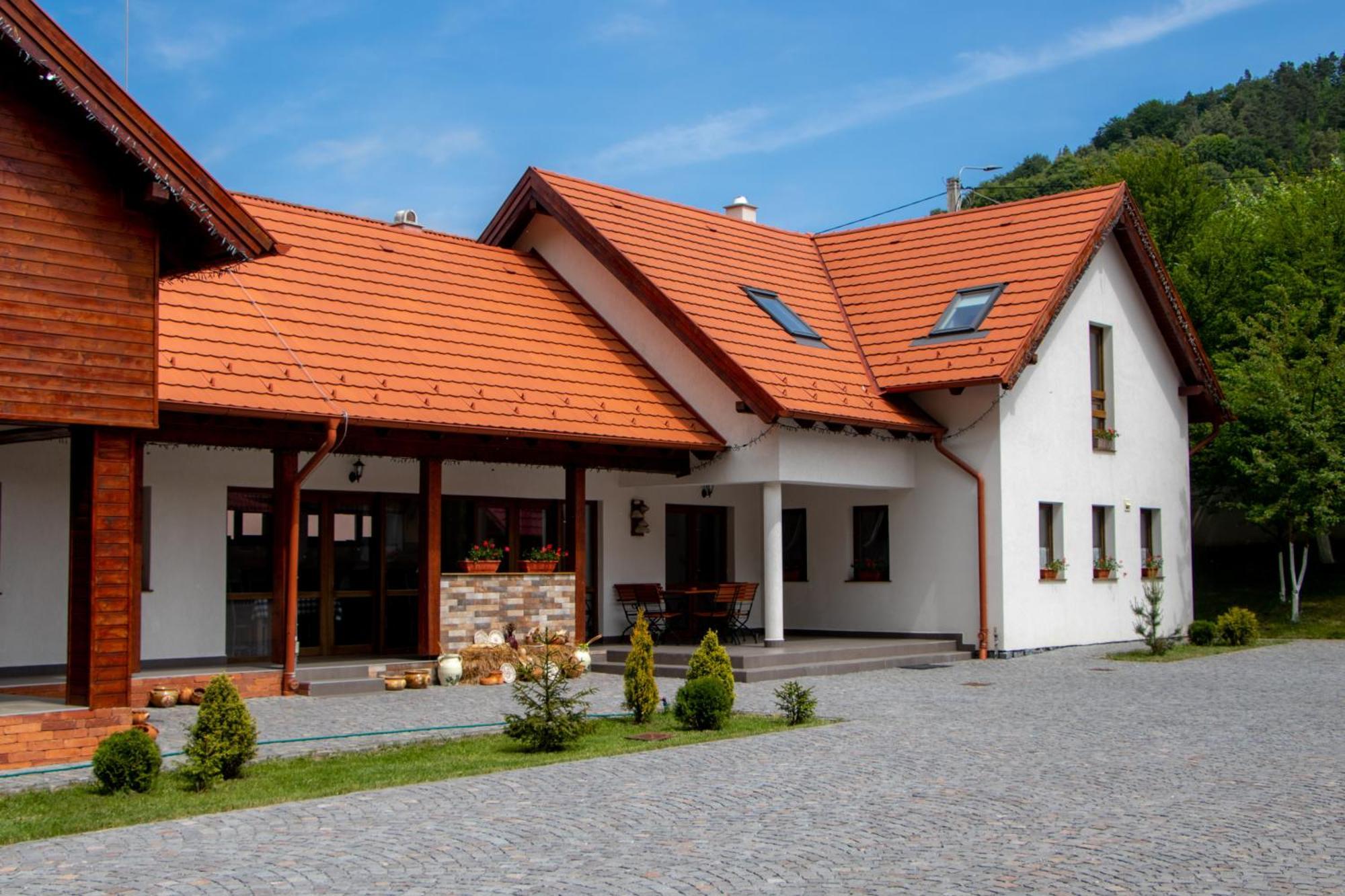 Patakmenti Panzio Spa Corund  Ngoại thất bức ảnh
