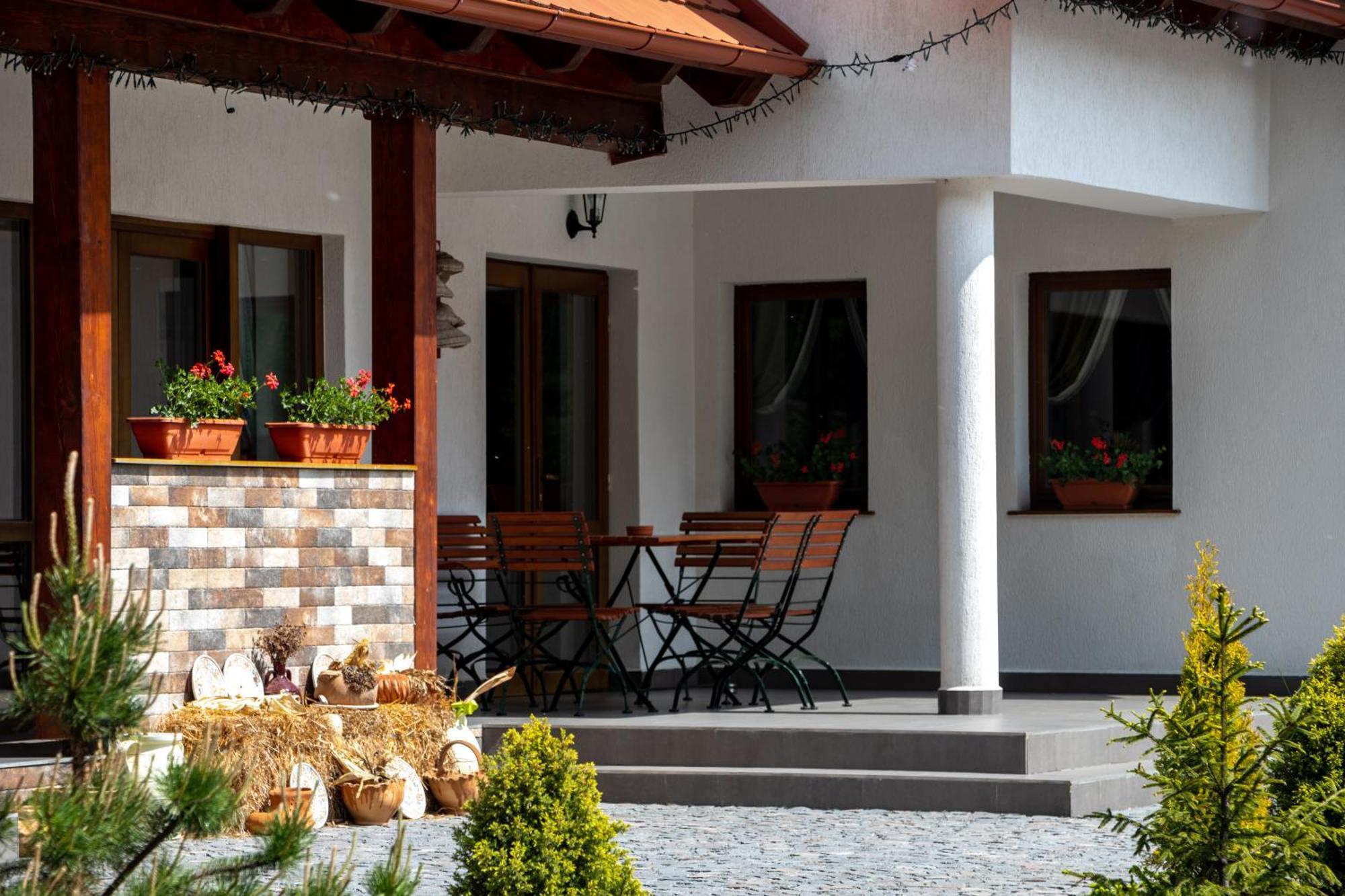 Patakmenti Panzio Spa Corund  Ngoại thất bức ảnh