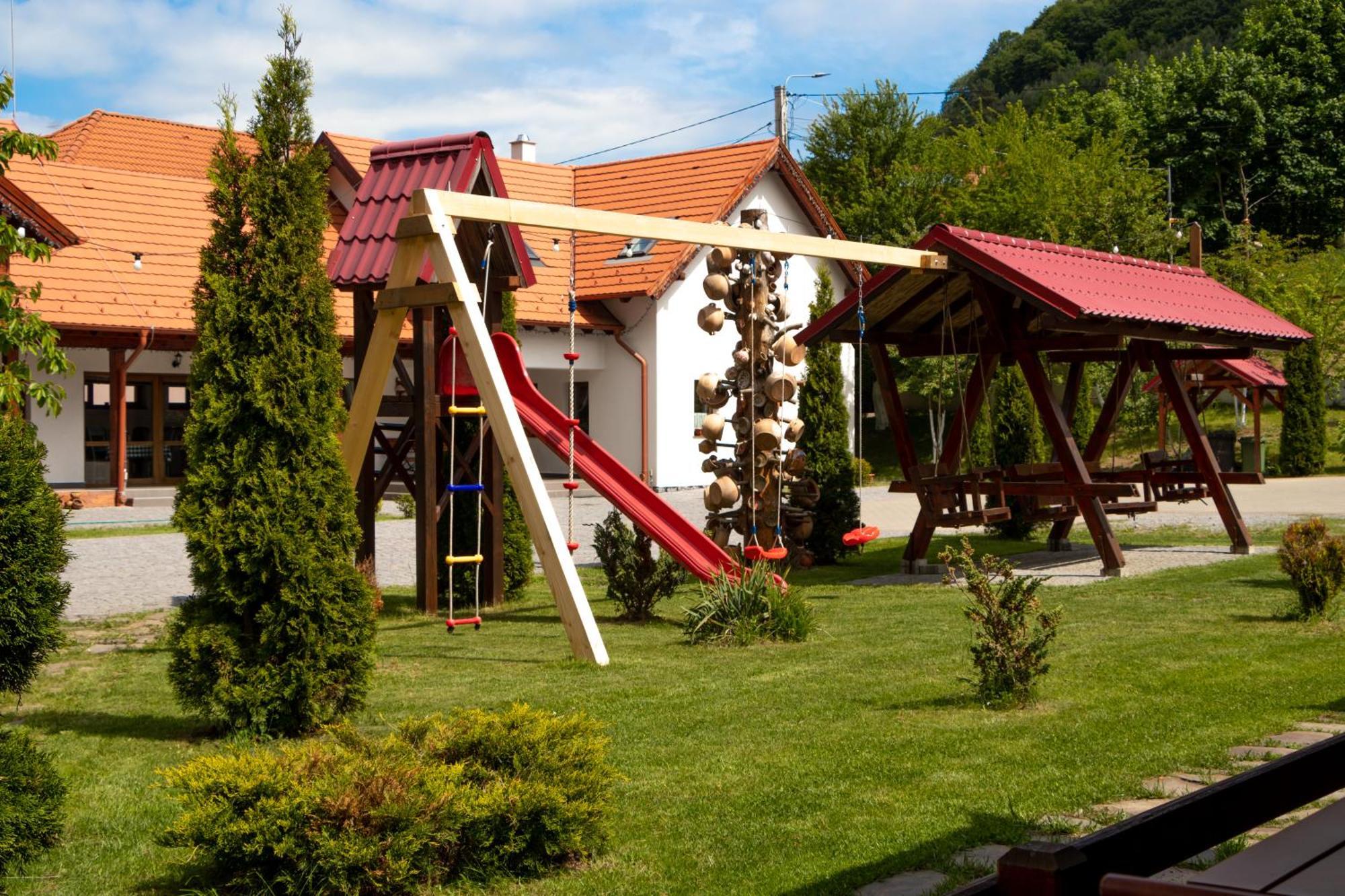 Patakmenti Panzio Spa Corund  Ngoại thất bức ảnh